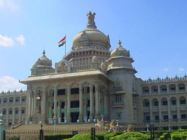 ಪ್ರತ್ಯೇಕ ನೀತಿ