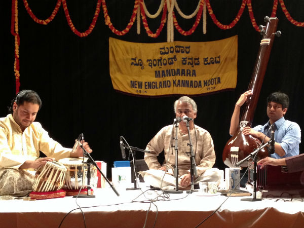 ಮಂತ್ರಮುಗ್ಧಗೊಳಿಸಿದ ಗಾಯನ