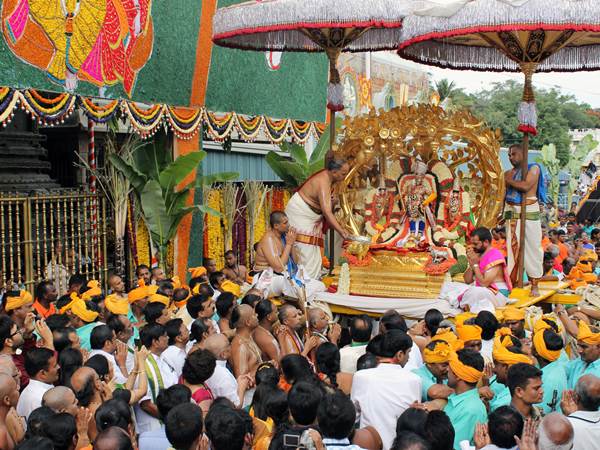 ಬ್ರಹ್ಮೋತ್ಸವದ ರಂಗು