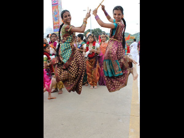 ವಾಹನ ಸೇವೆ ಆರನೇ ದಿನ