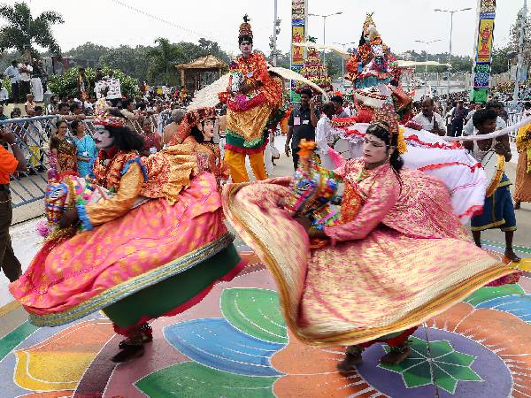 ಜನಪದ ಕಲಾವಿದರು