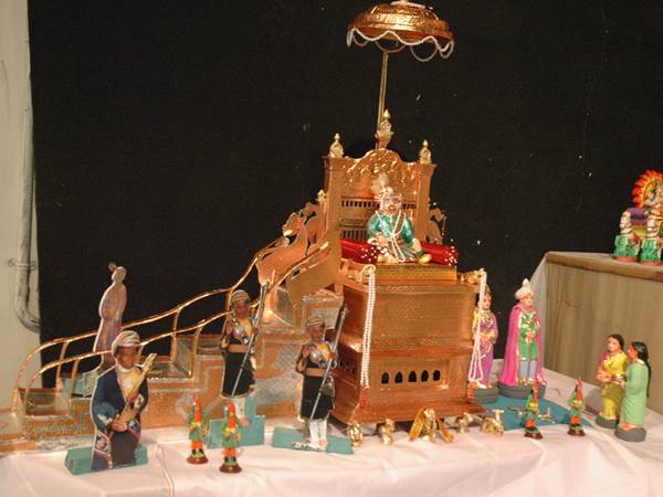 ರಾಜ-ರಾಣಿಗೆ ಮೊದಲ ಸ್ಥಾನ