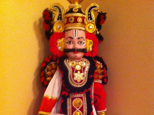 ಕುಣಿದಾಡಿದ ಬೊಂಬಾಟ ಬೊಂಬೆ