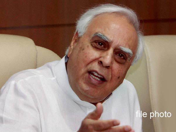 ಕಪಿಲ್ ಸಿಬಲ್