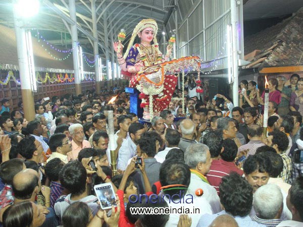 ಮಂಗಳೂರು ಶೋಭಾಯಾತ್ರೆಯ ಚಿತ್ರಗಳು