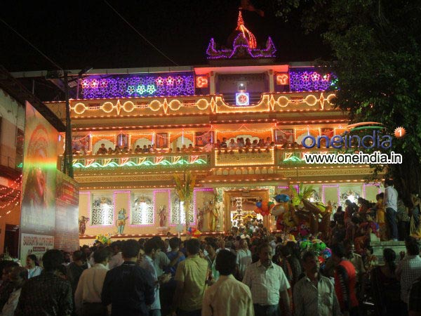 ಮಂಗಳೂರು ಶೋಭಾಯಾತ್ರೆಯ ಚಿತ್ರಗಳು