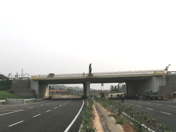 ಬೆಂಗಳೂರಿನ ಏಳು ರಸ್ತೆ ಅಭಿವೃದ್ಧಿ