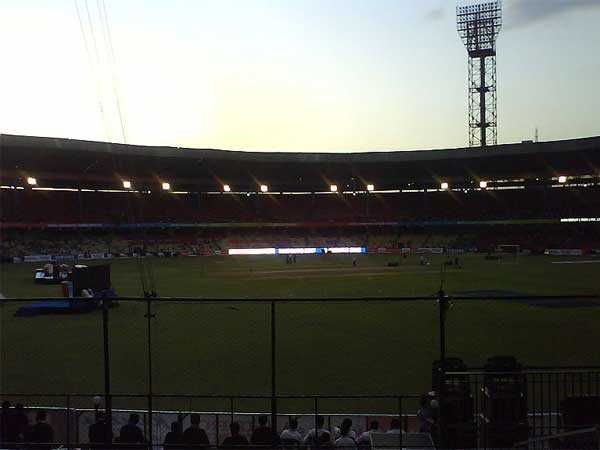 Bangalore traffic for India Vs Australia 7th ODI, KSCA on Nov 2 Bangalore traffic for India Vs Australia 7th ODI, KSCA on Nov 2