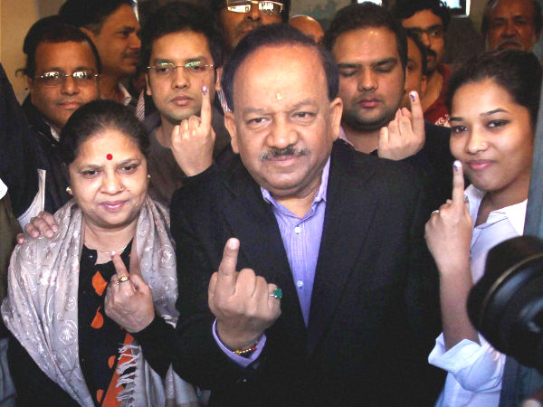 6 ತಿಂಗಳಲ್ಲೇ ಲೋಕಸಭಾ ಚುನಾವಣೆ ಜತೆಗೆ ಜತೆಗೆ 6 ತಿಂಗಳಲ್ಲೇ ಲೋಕಸಭಾ ಚುನಾವಣೆ ಜತೆಗೆ ಜತೆಗೆ