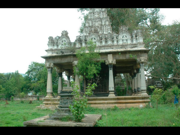 ಶಿಲೆಗಳು ಸಂಗೀತವ ಹಾಡಿವೆ
