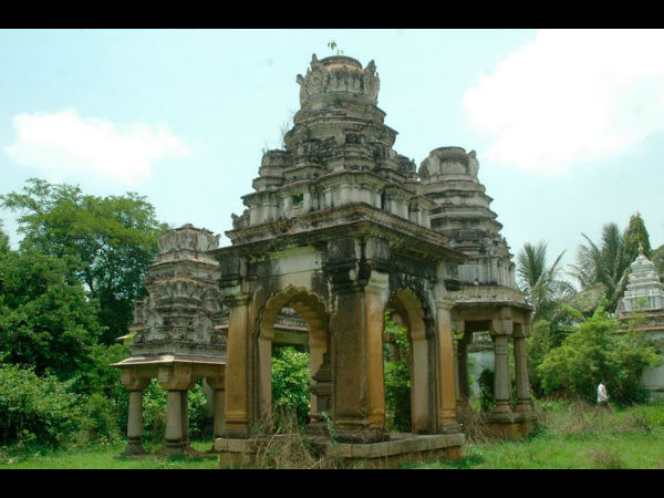 ಮಧುವನ ಇತ್ತೆಂದು ಕೇಳಬಹುದಷ್ಟೆ