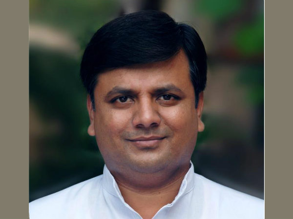 ಶಾಸಕರನ್ನು ಹುಡುಕಿಕೊಡಿ ಎಂದು ಮನವಿ