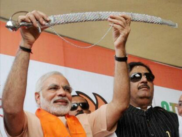 ಕಾಂಗ್ರೆಸ್ ಭ್ರಷ್ಟಾಚಾರದ ಬಗ್ಗೆ ಮಾತನಾಡುತ್ತದೆ