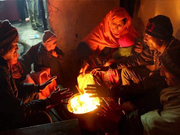 ಕಾಶ್ಮೀರದ ಬಸ್ ಟರ್ಮಿನಲ್