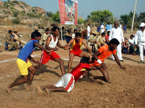 ಶ್ರೀ ವಿದ್ಯಾರಣ್ಯ ವೇದಿಕೆ: (ಬಸವಣ್ಣ ಮಂಟಪ ಎದುರು) ಶ್ರೀ ವಿದ್ಯಾರಣ್ಯ ವೇದಿಕೆ: (ಬಸವಣ್ಣ ಮಂಟಪ ಎದುರು)