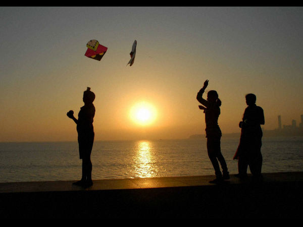 ಎಳ್ಳು ಬೆಲ್ಲ, ತರ್ಪಣ, ಗೋ ದಾನ 