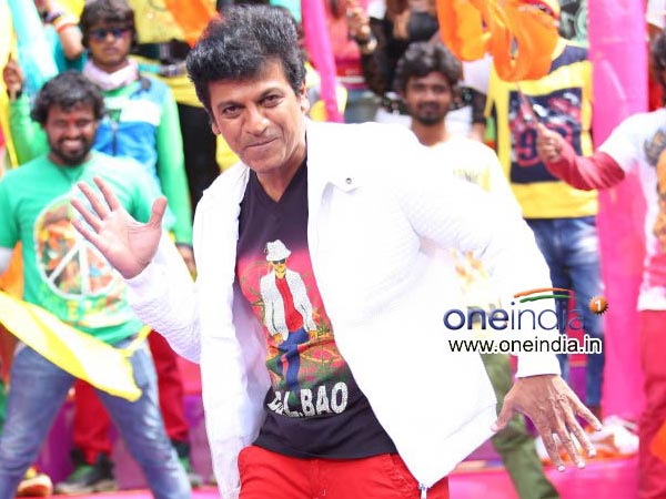 ಹುಬ್ಬಳ್ಳಿಯಲ್ಲಿ ವಿನೂತನ ರಾಜಕೀಯ ಪ್ರಚಾರ 