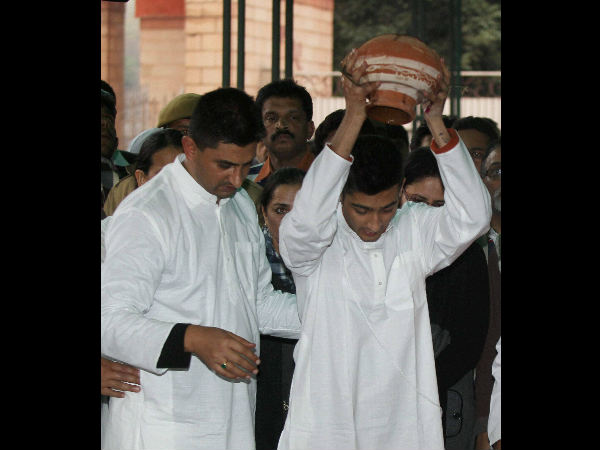 ಸುನಂದಾ ಪುಷ್ಕರ್ ಪುತ್ರ ಶಿವ ಮೆನನ್