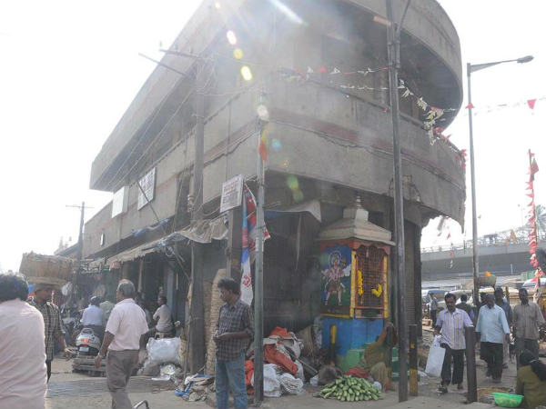 ವ್ಯಾಪಾರಿಗಳೊಂದಿಗೆ ಸಭೆ
