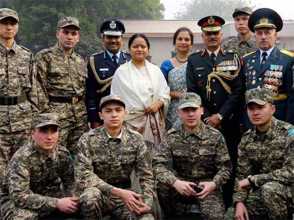 ಎನ್ ಸಿಸಿ ಕ್ಯಾಡೆಟ್ಸ್ ಹಾಗೂ ವಾಯುಸೇನೆ ಮುಖ್ಯಸ್ಥ ಎನ್ ಸಿಸಿ ಕ್ಯಾಡೆಟ್ಸ್ ಹಾಗೂ ವಾಯುಸೇನೆ ಮುಖ್ಯಸ್ಥ