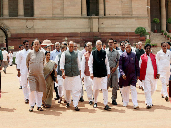 ಯಾರಿಗೆ ಎಷ್ಟು ಸ್ಥಾನ ?