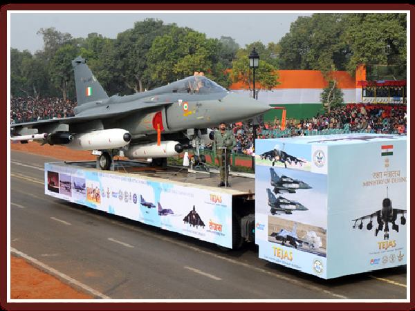 ರಕ್ಷಣಾ ಇಲಾಖೆಯ ಸುಂದರ ಸ್ತಬ್ದಚಿತ್ರ ರಕ್ಷಣಾ ಇಲಾಖೆಯ ಸುಂದರ ಸ್ತಬ್ದಚಿತ್ರ