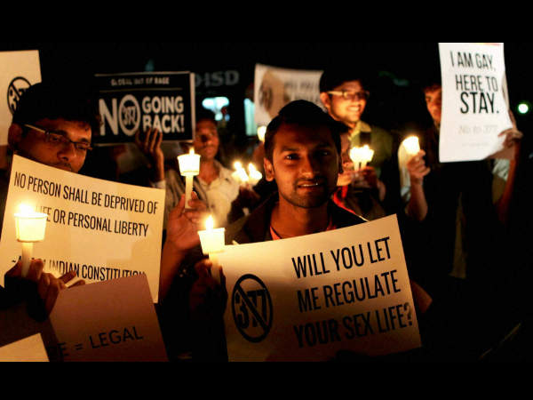  ಸಲಿಂಗಿಗಳಿಗೆ ಹಿನ್ನಡೆ ರಸ್ತೆಗಿಳಿದು ಹೋರಾಟ