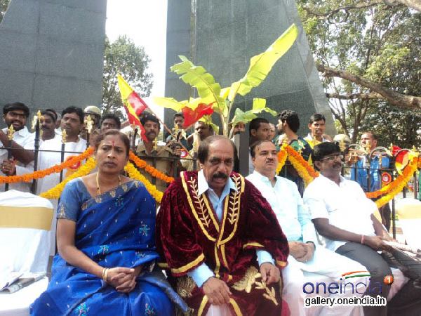 ಸ್ಥಾಪಿಸಿದ್ದು ಯಾರು?