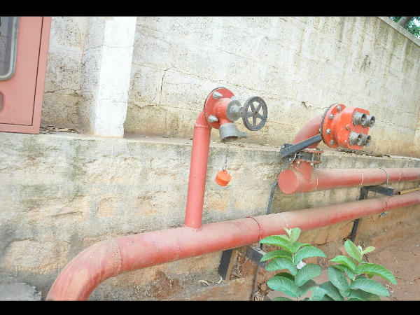 ನೀರಿನ ಕೊರತೆಯಿಂದ ಕಾರ್ಯಾಚರಣೆ ವಿಳಂಬ ನೀರಿನ ಕೊರತೆಯಿಂದ ಕಾರ್ಯಾಚರಣೆ ವಿಳಂಬ