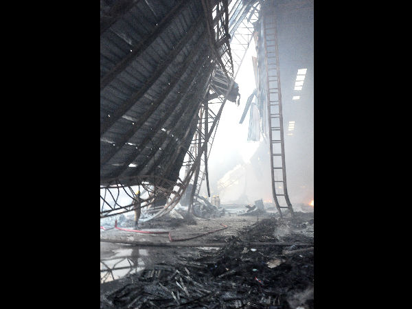 5 ಎಕರೆಯಲ್ಲಿದೆ ಗೋದಾಮು 5 ಎಕರೆಯಲ್ಲಿದೆ ಗೋದಾಮು