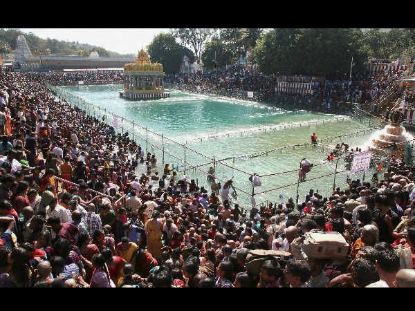 ರಥಸಪ್ತಮಿಯಂದು ತಿರುಪತಿಯಲ್ಲಿ ಸ್ನಾನ