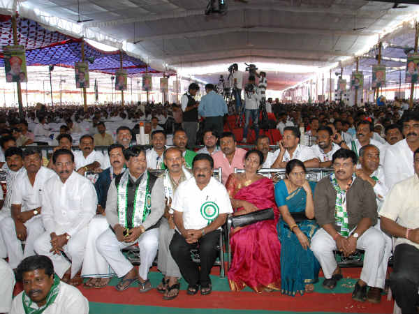 ಕಣ್ಣೀರಿಟ್ಟ ಗೌಡರು