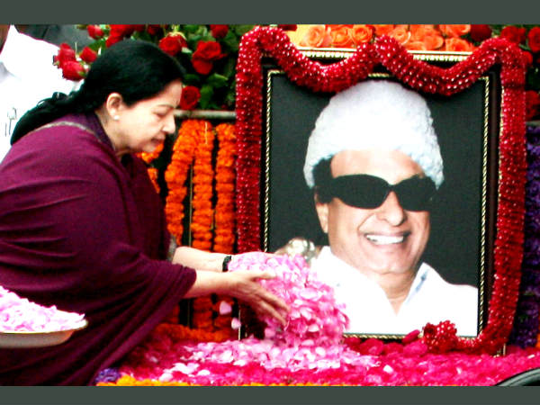 ಚುನಾವಣೆ ಎದುರಿಗಿರುವಾಗ ಮತ್ತೂ ದುರಾಸೆ: