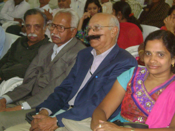 ಗಣ್ಯಾತಿಗಣ್ಯರಿಗೆ ಸನ್ಮಾನ ನೋಡಲು ಸಾಧ್ಯವೇ ಆಗಲಿಲ್ಲ