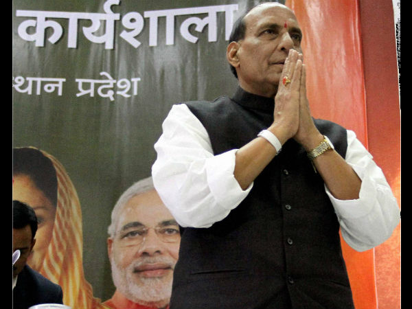 ರಾಜನಾಥ್ ಸಿಂಗ್ ಮೊದಲ ಯಾತ್ರಿ ರಾಜನಾಥ್ ಸಿಂಗ್ ಮೊದಲ ಯಾತ್ರಿ