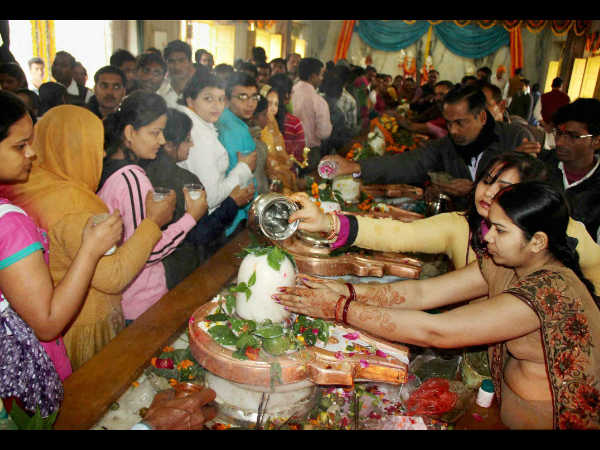 ಅಲಹಾಬಾದಿನಲ್ಲಿ ಶಿವರಾತ್ರಿ ಆಚರಣೆ