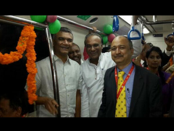 ಸಮಾರಂಭದಲ್ಲಿ ಇದ್ದವರು