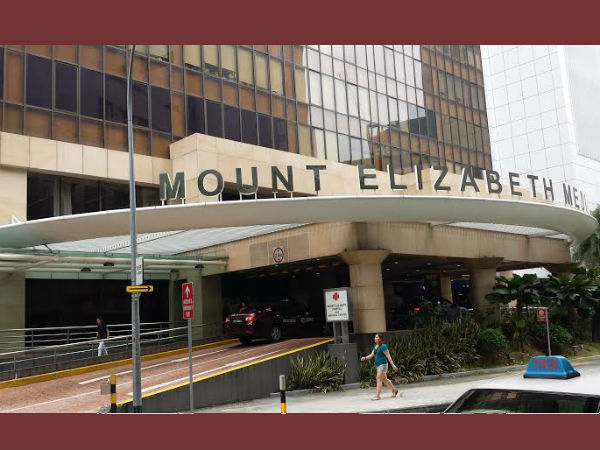  Ambareesh reaches Mt Elizabeth Hospital in Singapore