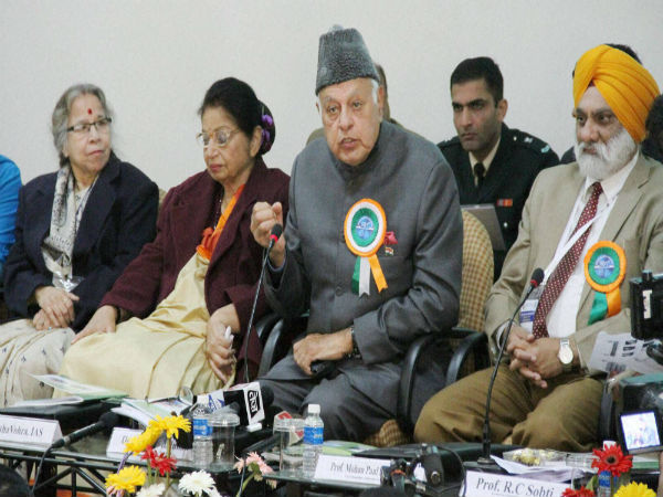 ಮಹಿಳಾ ಸೆಕ್ರೆಟರಿ ಬೇಡ