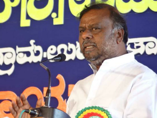 ಚಿತ್ರದುರ್ಗದ ಟಿಕೆಟ್ ವಿವಾದ