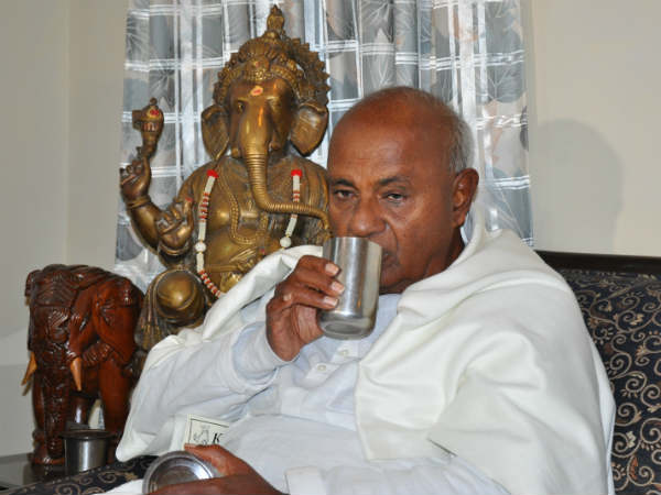 ದೇವೇಗೌಡರ ಭೇಟಿ