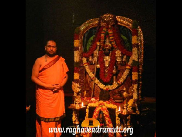 ಶ್ರೀಮಠದ ಆಡಳಿತ ವ್ಯವಸ್ಥೆ ವಹಿಸಿಕೊಟ್ಟಿದ್ದಾರೆ