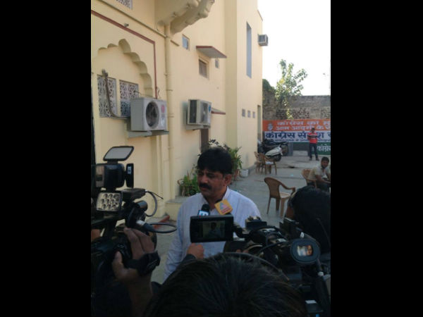 ತುಂಬಾ ಚೆನ್ನಾಗಿ ಇಂಗ್ಲೀಷ್ ಮಾತನಾಡಿದ್ದಳು ತುಂಬಾ ಚೆನ್ನಾಗಿ ಇಂಗ್ಲೀಷ್ ಮಾತನಾಡಿದ್ದಳು