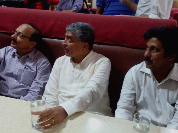 ನಾನು ಬೆಂಗಳೂರಿಗ. ವಾಣಿವಿಲಾಸ್ ಆಸ್ಪತ್ರೆಯಲ್ಲಿ ಜನಿಸಿದವನು