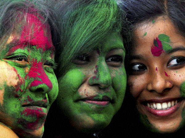 ಒಂದುಗೂಡಿ ಮನಸೋಲ್ಲಾಸ ಹೆಚ್ಚಿಸುವ ಹಬ್ಬ