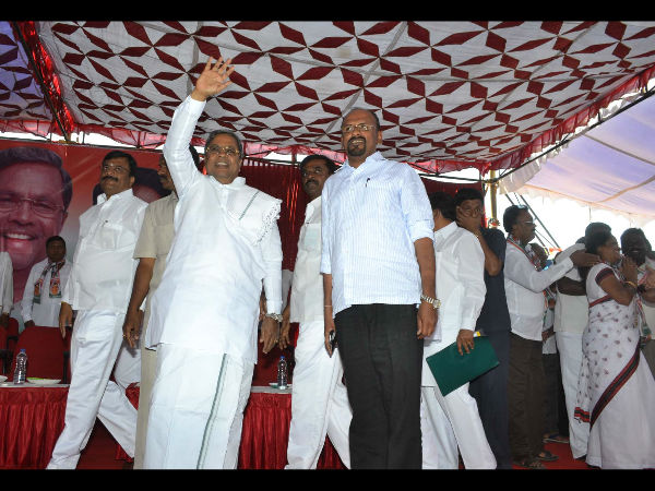 ಯಾರೆಲ್ಲಾ ಸಮಾವೇಶದಲ್ಲಿ ಭಾಗವಹಿಸಿದ್ದರು?