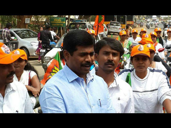 ಮಹಿಳಾ ಬೈಕ್ ಜಾಥಾ