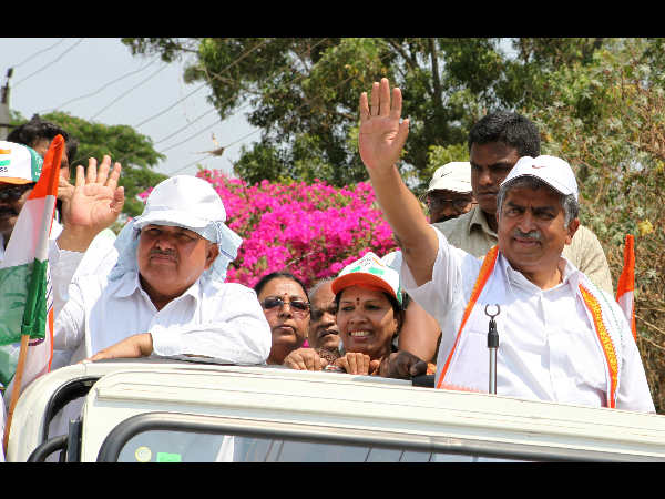 ಈಗಿನ ಸಂಸದರು ಯಾರು ಅಂತ್ಲೇ ಗೊತ್ತಿಲ್ಲ