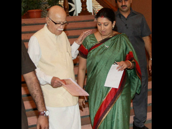  Amethi - Smriti Irani vs Rahul Gandhi
