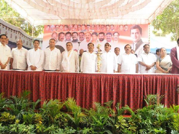 ನಿಲೇಕಣಿ ಶ್ಲಾಘಿಸಿದ ಕೃಷ್ಣ